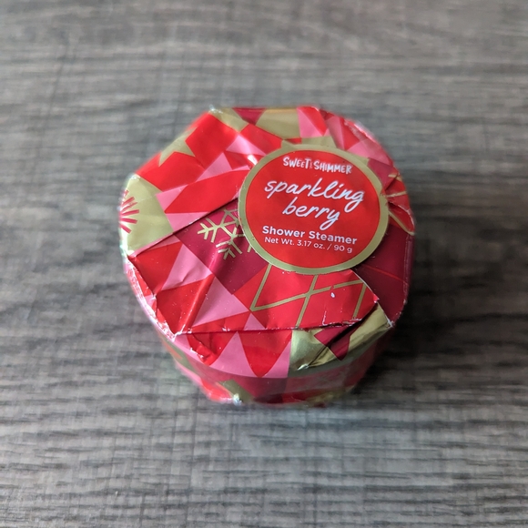 Berry Styled Beauty Bundle - Picture 5 of 9